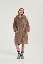 Load image into Gallery viewer, Double-pocket fleece hoodie(light khaki)