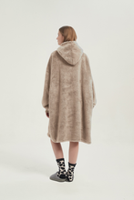 Load image into Gallery viewer, Double-pocket fleece hoodie(brown)