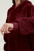 Load image into Gallery viewer, Double-pocket fleece hoodie(wine red)