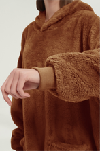 Load image into Gallery viewer, Double-pocket fleece hoodie(yellow brown)