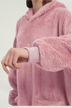 Load image into Gallery viewer, Double-pocket fleece hoodie(lotus root starch)