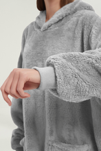 Load image into Gallery viewer, Double-pocket fleece hoodie(light gray)