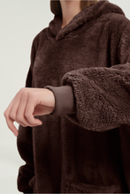 Load image into Gallery viewer, Double-pocket fleece hoodie(coffee)