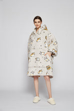 Load image into Gallery viewer, Oversized hoodie (cat)
