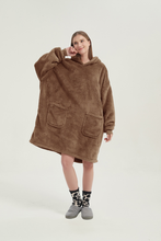 Load image into Gallery viewer, Double-pocket fleece hoodie（khaki）
