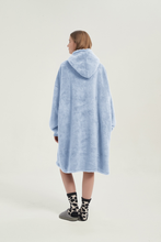 Load image into Gallery viewer, Double-pocket fleece hoodie（light blue）
