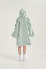 Load image into Gallery viewer, Oversized hoodie（green）
