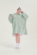 Load image into Gallery viewer, Oversized hoodie（green）
