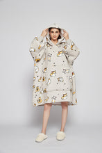 Load image into Gallery viewer, Oversized hoodie (cat)
