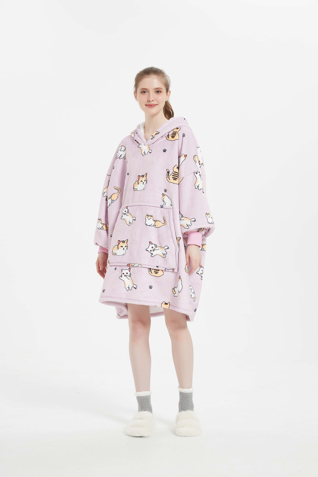 Oversized hoodie (lutas pink cat)