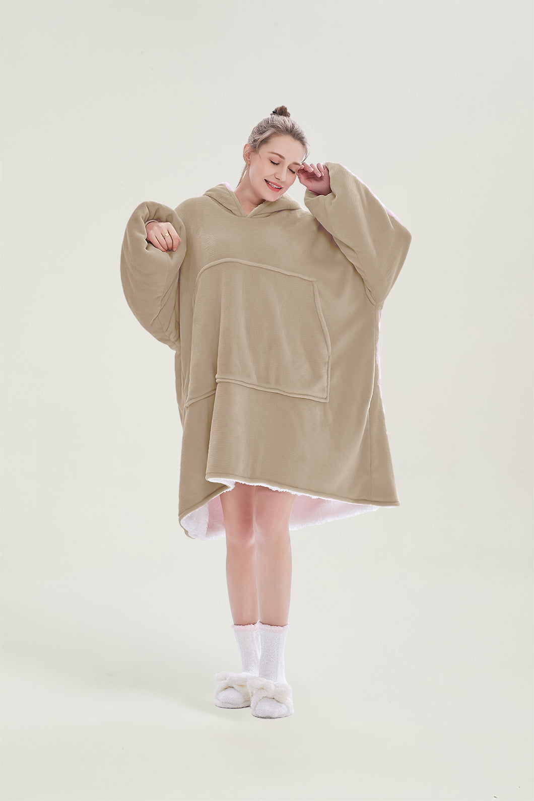 Oversized hoodie（light camel）