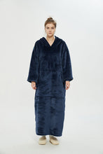 Load image into Gallery viewer, Oversized extra long hoodie（navy blue）
