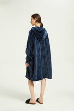 Load image into Gallery viewer, Oversized Light Wearable lanket Sweatshirt(navy blue)
